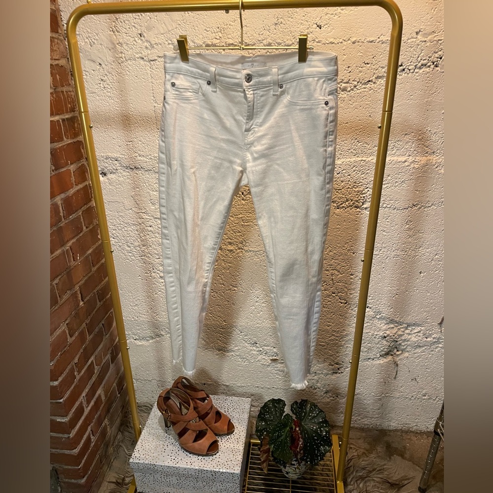 7 for all Mankind white size 29 jeans